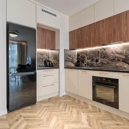 Platinium Garnizon Modern *