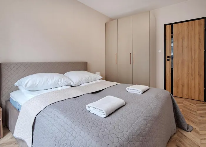 Apartman Platinium Garnizon Modern *